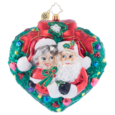 Mr. & Mrs. Claus Mistletoe Moment - 5.5"