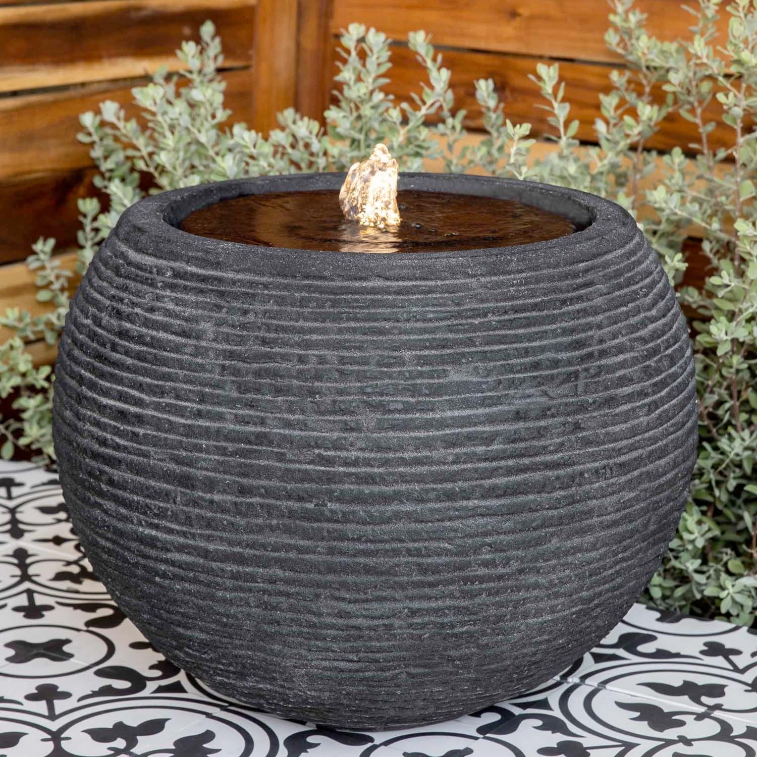 Sonora Lg Fountain - Black Stone Ledge – Roger's Gardens